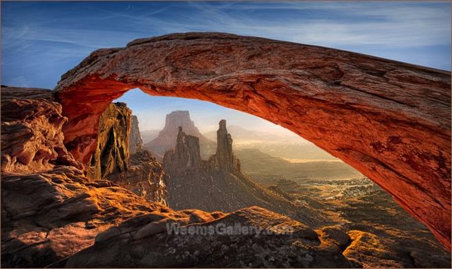 Mesa Arch by Dennis Chamberlain